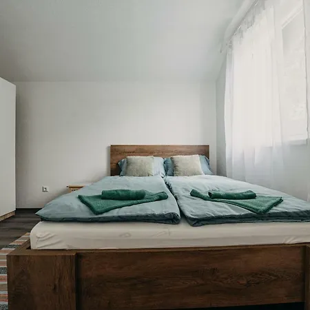 Ena Apartment