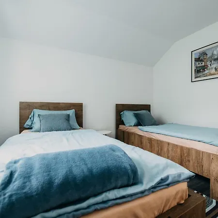 Ena Apartment *