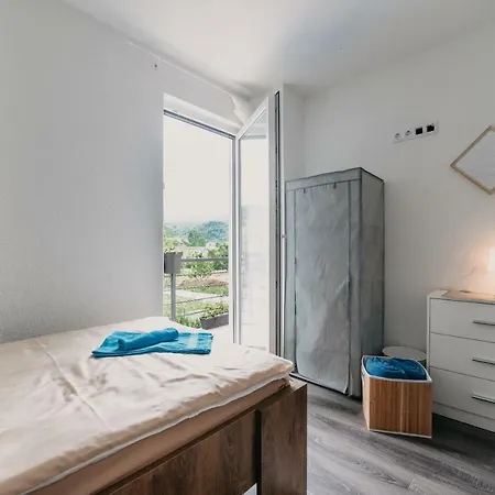 Ena Apartment